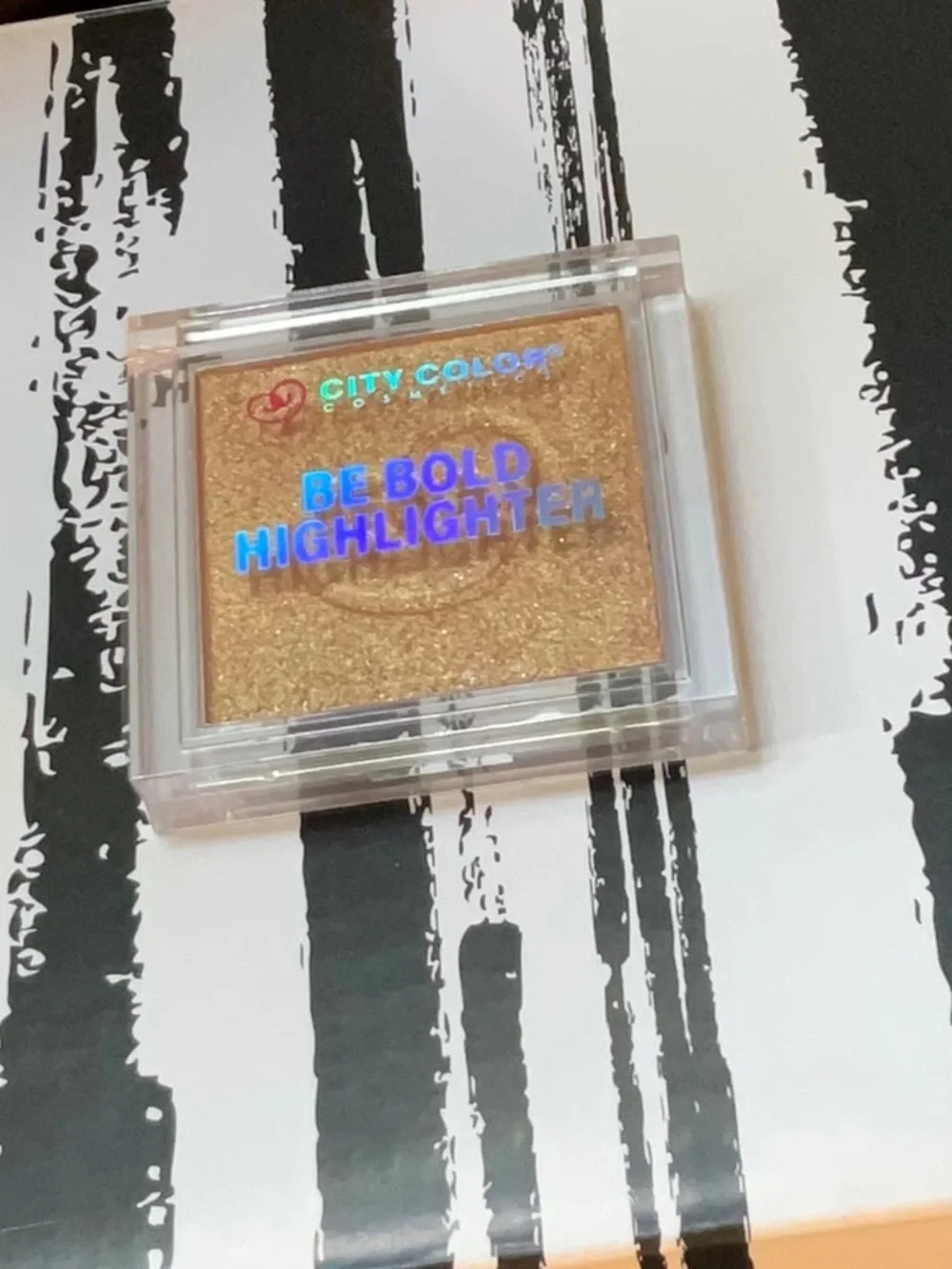 City Gold be bold Highlighter color Lucky gold